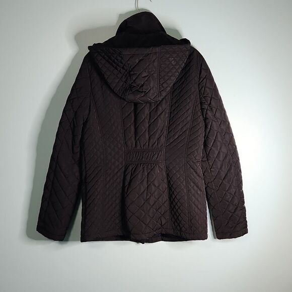 Calvin Klein Diamond Quilted Jacket Removable Hood Breathable Size Small…
Lot L - Picture 2 of 8